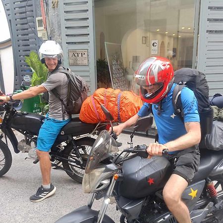 T Zone Hostel - Quiet Place, Near China Town,Ho Thi Ky Street Food,Cafe,Beer Ho Chi Minh-byen Eksteriør bilde