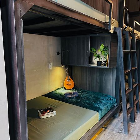 T Zone Hostel - Quiet Place, Near China Town,Ho Thi Ky Street Food,Cafe,Beer Ho Chi Minh-byen Eksteriør bilde
