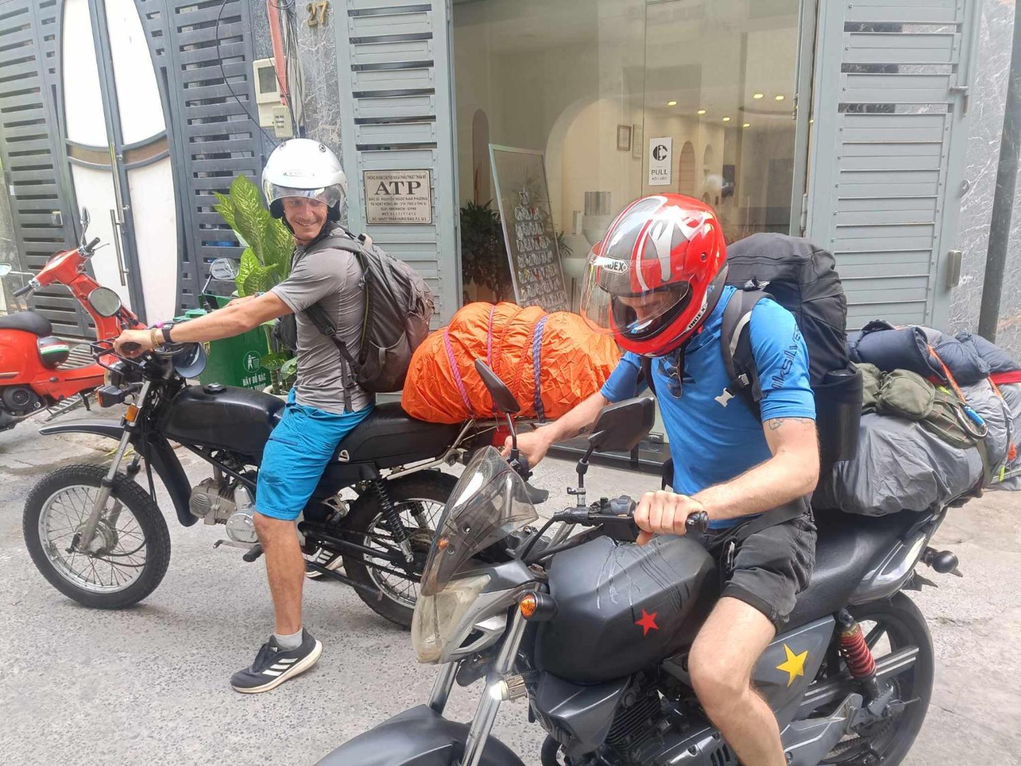T Zone Hostel - Quiet Place, Near China Town,Ho Thi Ky Street Food,Cafe,Beer Ho Chi Minh-byen Eksteriør bilde
